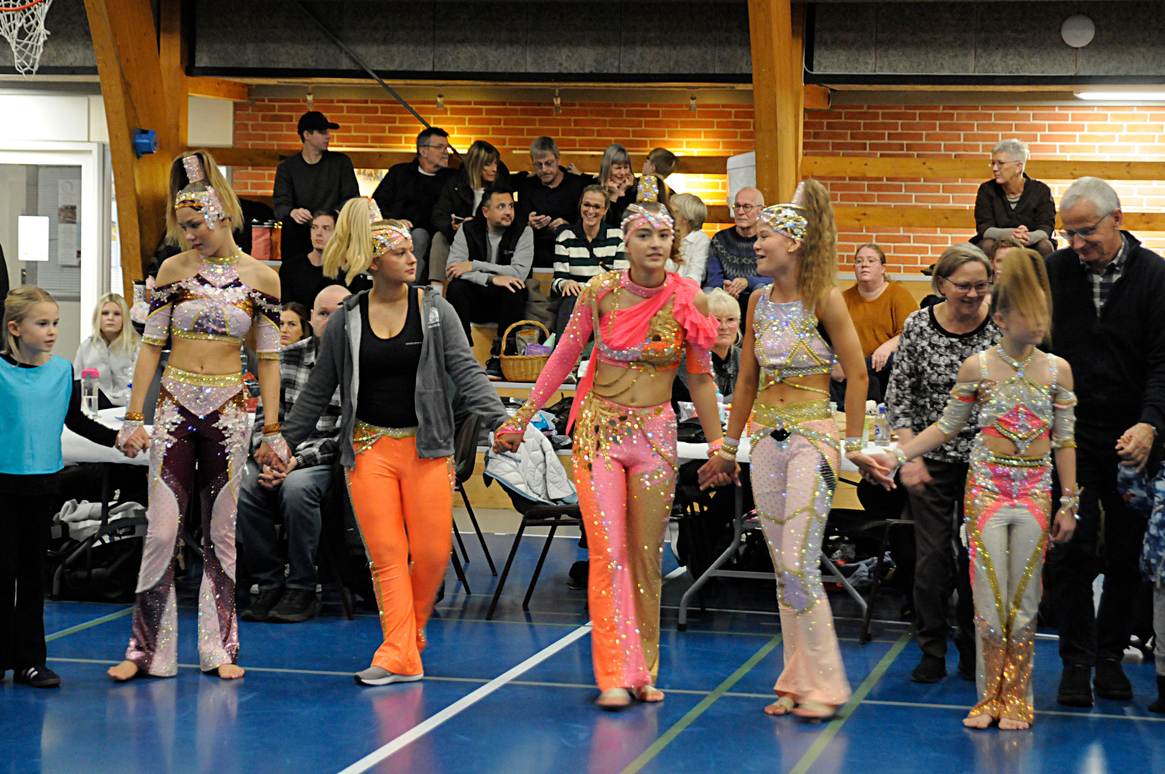 46F - Disco Coaching