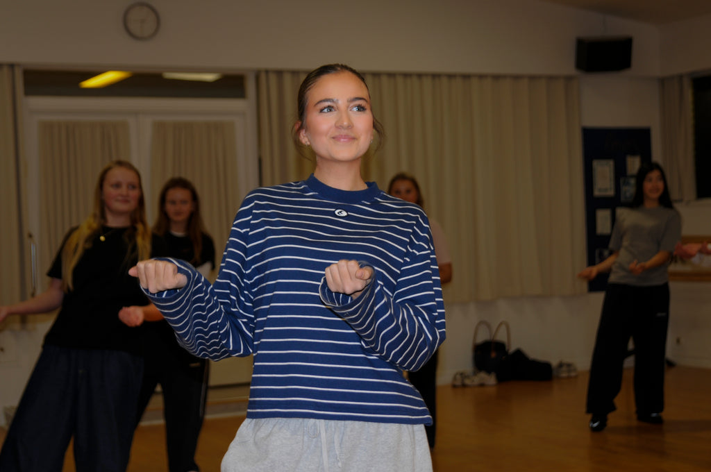 34F - Hip Hop Øvede