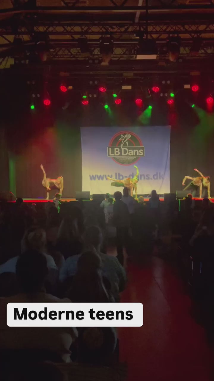 Moderne Dans Teens +voksne under 30 år